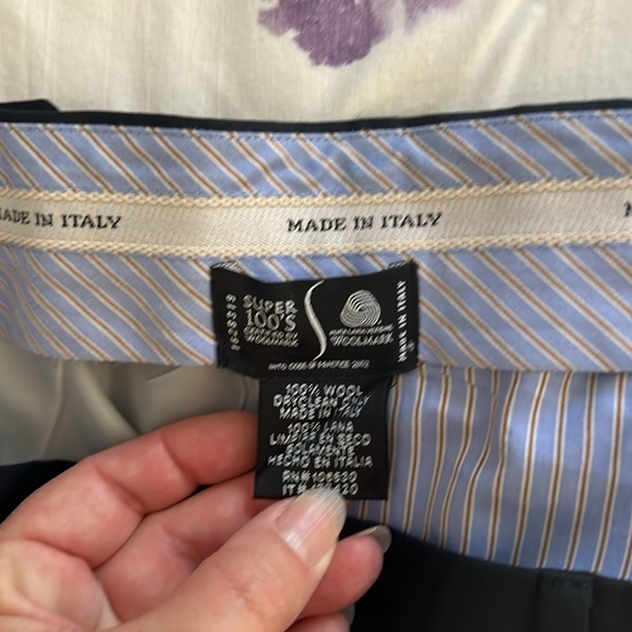 Kirkland Signature men’s navy cuffed pants - Picture 3 of 6